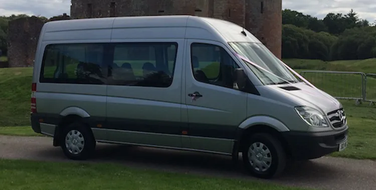 Luxury-Minibus-Hire-with-Driver-to-Great-North-Run-in-Newcastle_11_11zon