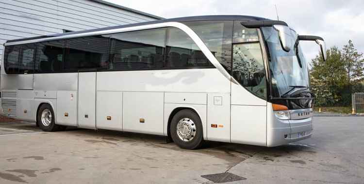 Choose-Top-Notch-Coach-Hire-Services-in-Manchester